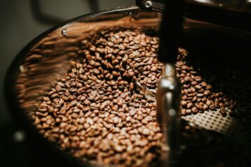 Safra de café Brasil 2026/27 atinge 52%, aponta Safras & Mercado