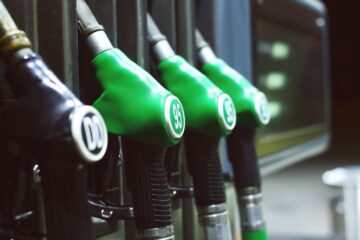 Etanol volta a ser mais competitivo que a gasolina em junho