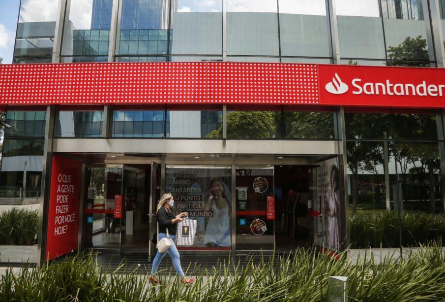 Santander resultados 2T: lucro cai 17,6% e frustra analistas