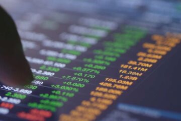 Fleury e Marcopolo são destaques; Ibovespa cai 3,08%