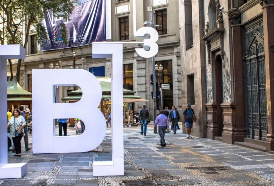 Lucro da B3 sobe 8% e atinge R$ 1,4 bilhão