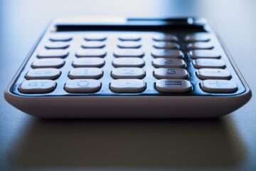 Projeções Focus 2026: mercado reduz IPCA e PIB