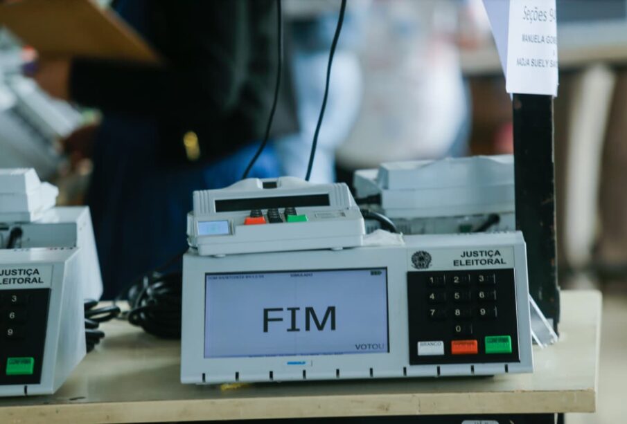 Tecnologia nas eleições: veja como outros países votam