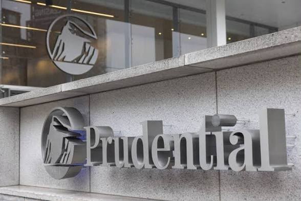 Prudential venda Brasil: foco em previdência e gestão