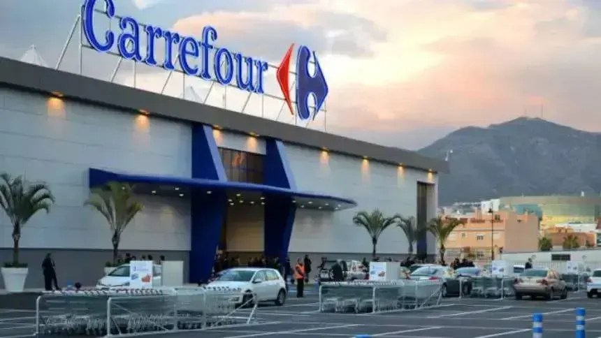 Grupo Pereira compra Carrefour e estreia em SP