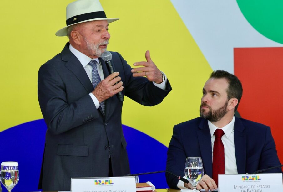 Lula reunião ministros após queda da Bolsa e alta do dólar
