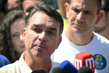 Flávio Bolsonaro Caixa: banco será 'Itaú da favela'