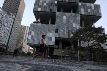 Petrobras PRIO alta: petróleo e recomendações guiam