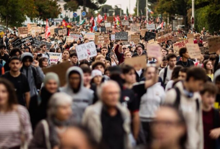 Protestos na França expõem crise dívida França