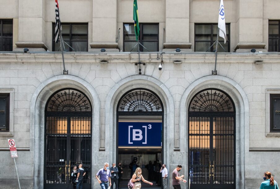UBS Bolsa brasileira vê alta de 25% e eleva recomendação