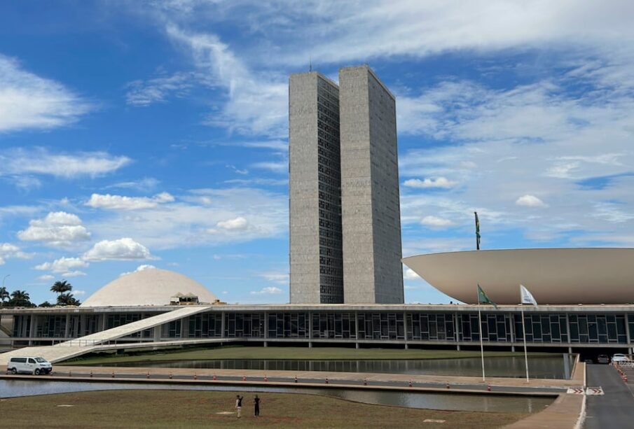 Fim da 6x1 e MEIs: desafios próximo presidente
