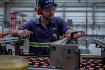 Ambev balanço 3T24: ação cai 3,29% com venda fraca