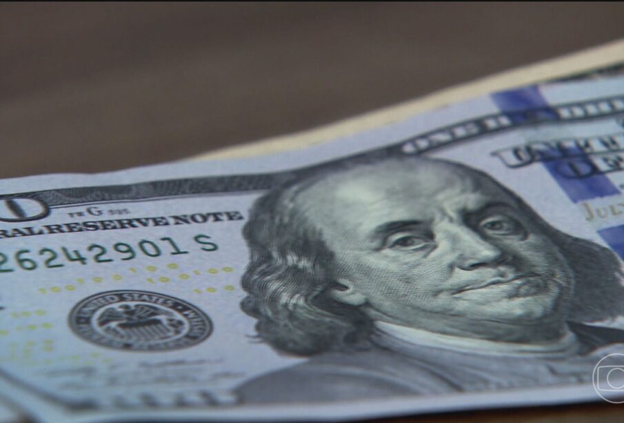 Dólar hoje sobe com petróleo e eleições; Ibovespa cai