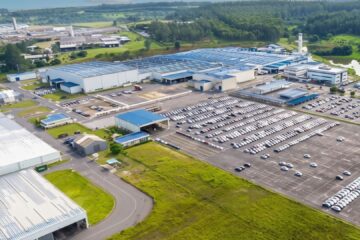 Fechamento fábrica automóveis Brasil: 1,5 mil demissões