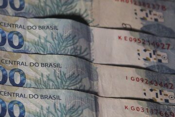 Déficit primário de R$ 10 bi em agosto, diz BC